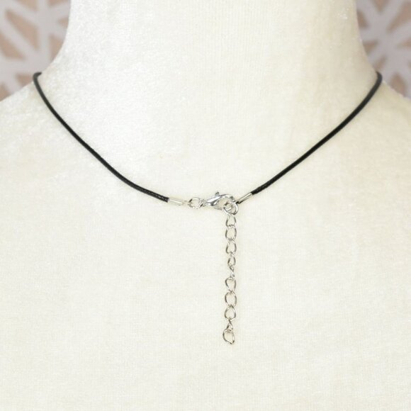 Lexie Sapphire Gray Rhombus Crystal Charm Pendant Leather Necklace Gift Boxed - Picture 5 of 11